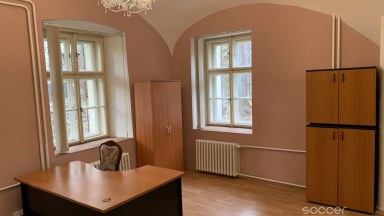 Pronájem komerčních  prostor 3+1, 56 m2, Praha 6 - Bubeneč, ul. Na Zátorce